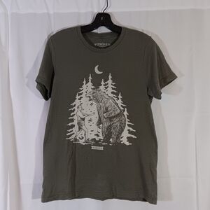 Yonder Mens Medium Graphic T-Shirt Bear Fighting A Man In Forest Under Moon